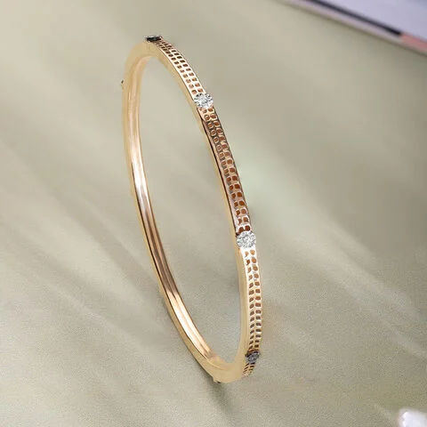 Modern Gleam Diamond Bangle